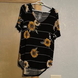 Dress shirt with sunflowers. Size medium